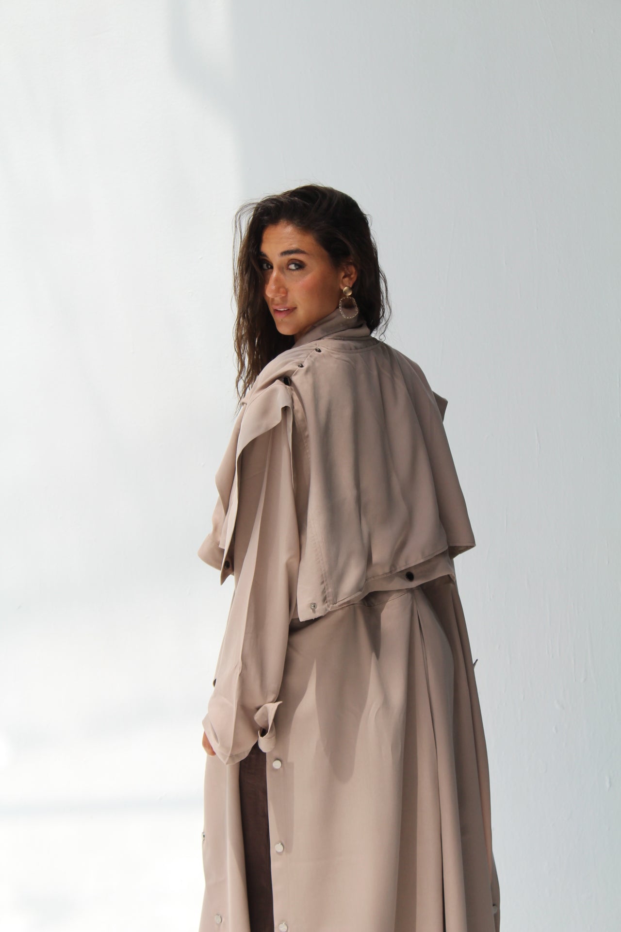 Tensile Flow Summer Coat - caffe