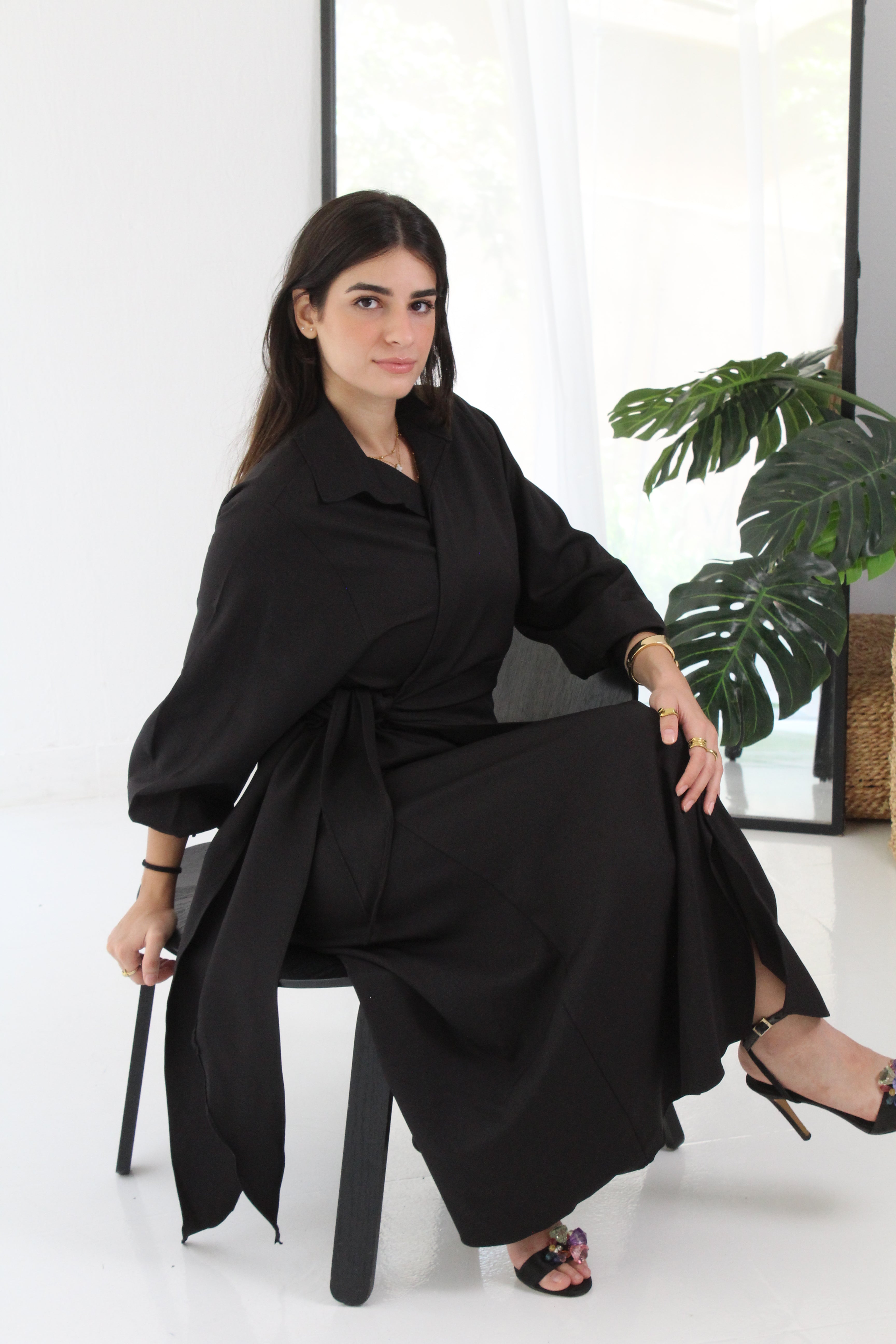 Velora Classic Wrapped Dress - Black