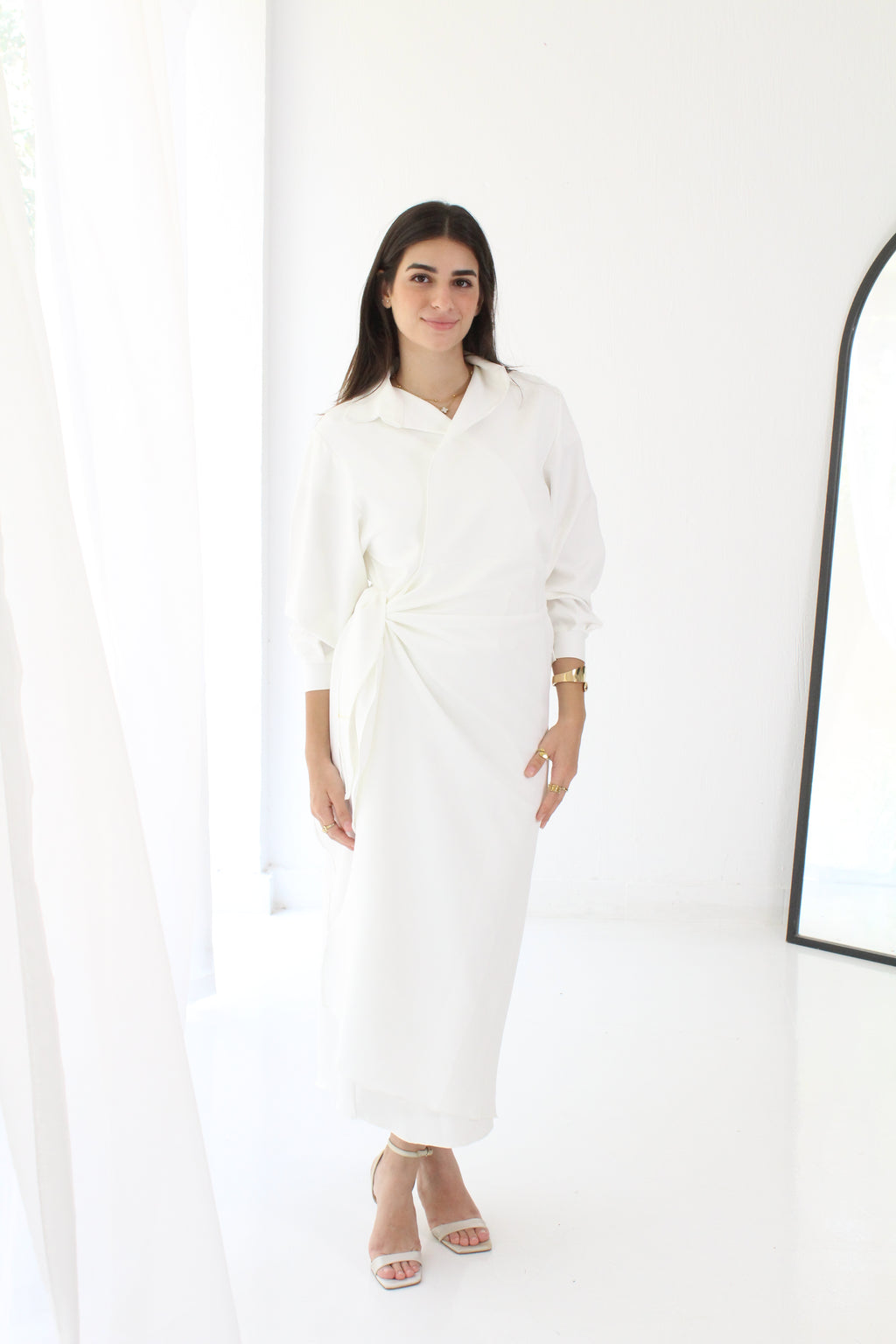 Velora Classic Wrapped Dress - White