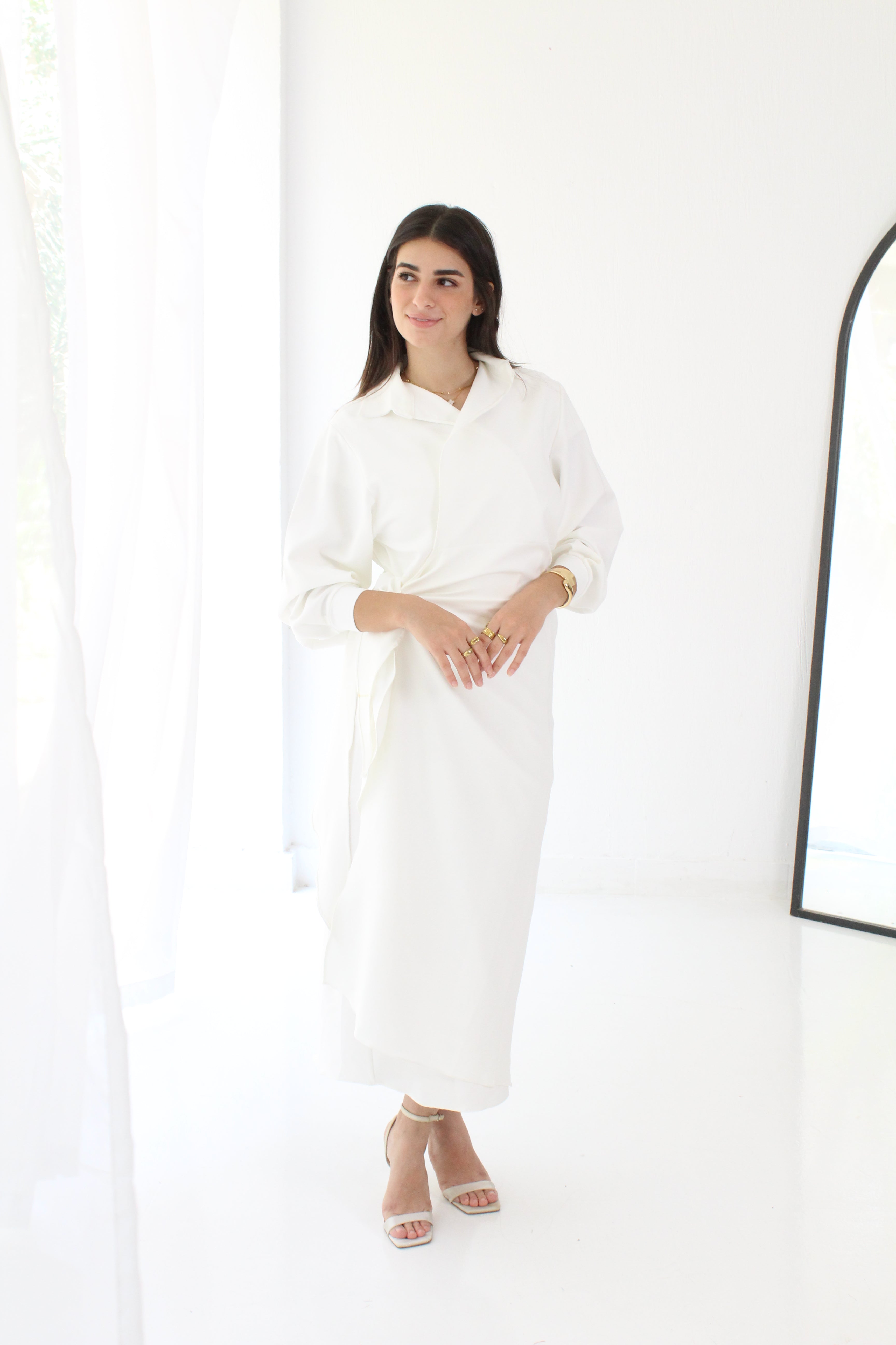 Velora Classic Wrapped Dress - White