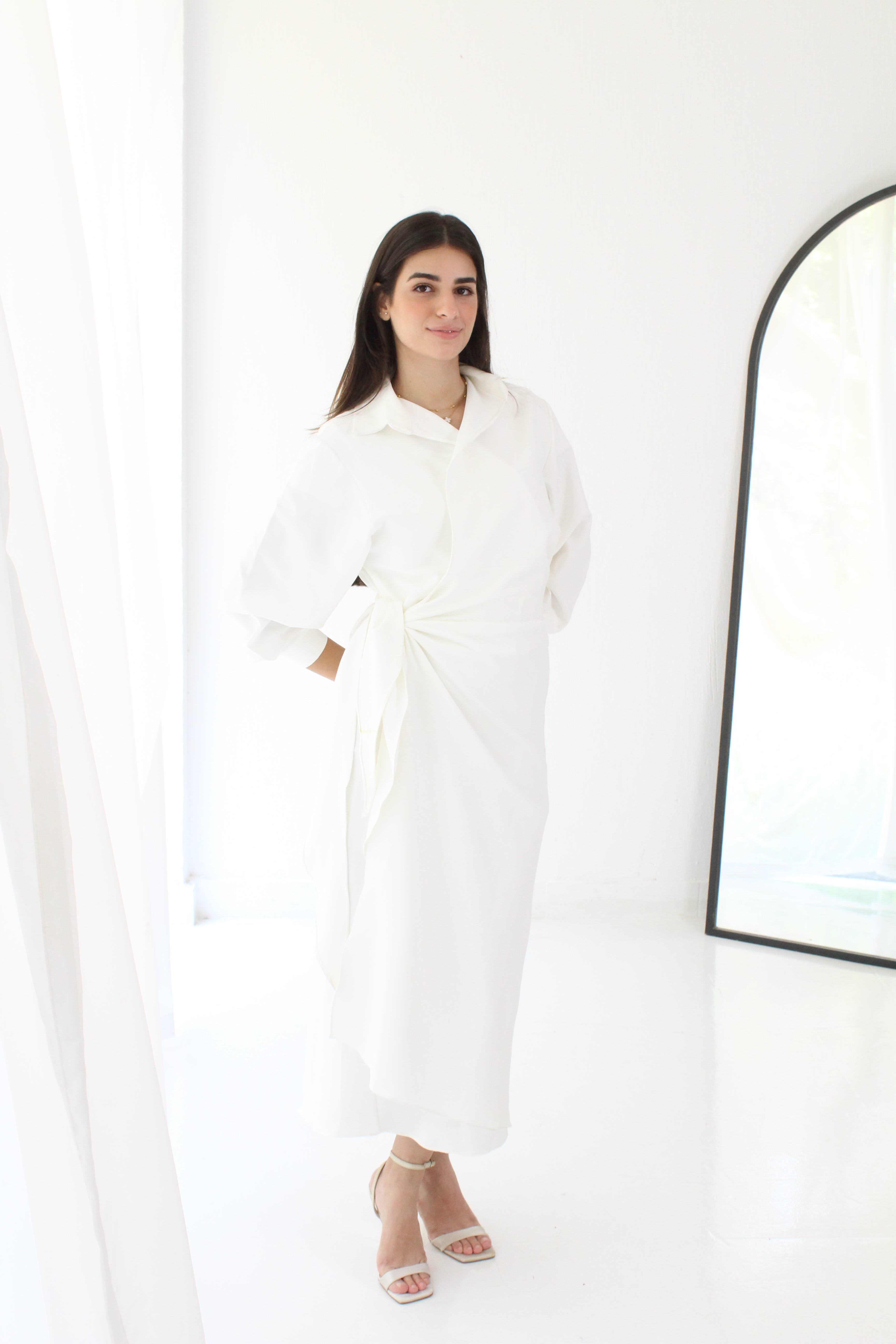 Velora Classic Wrapped Dress - White