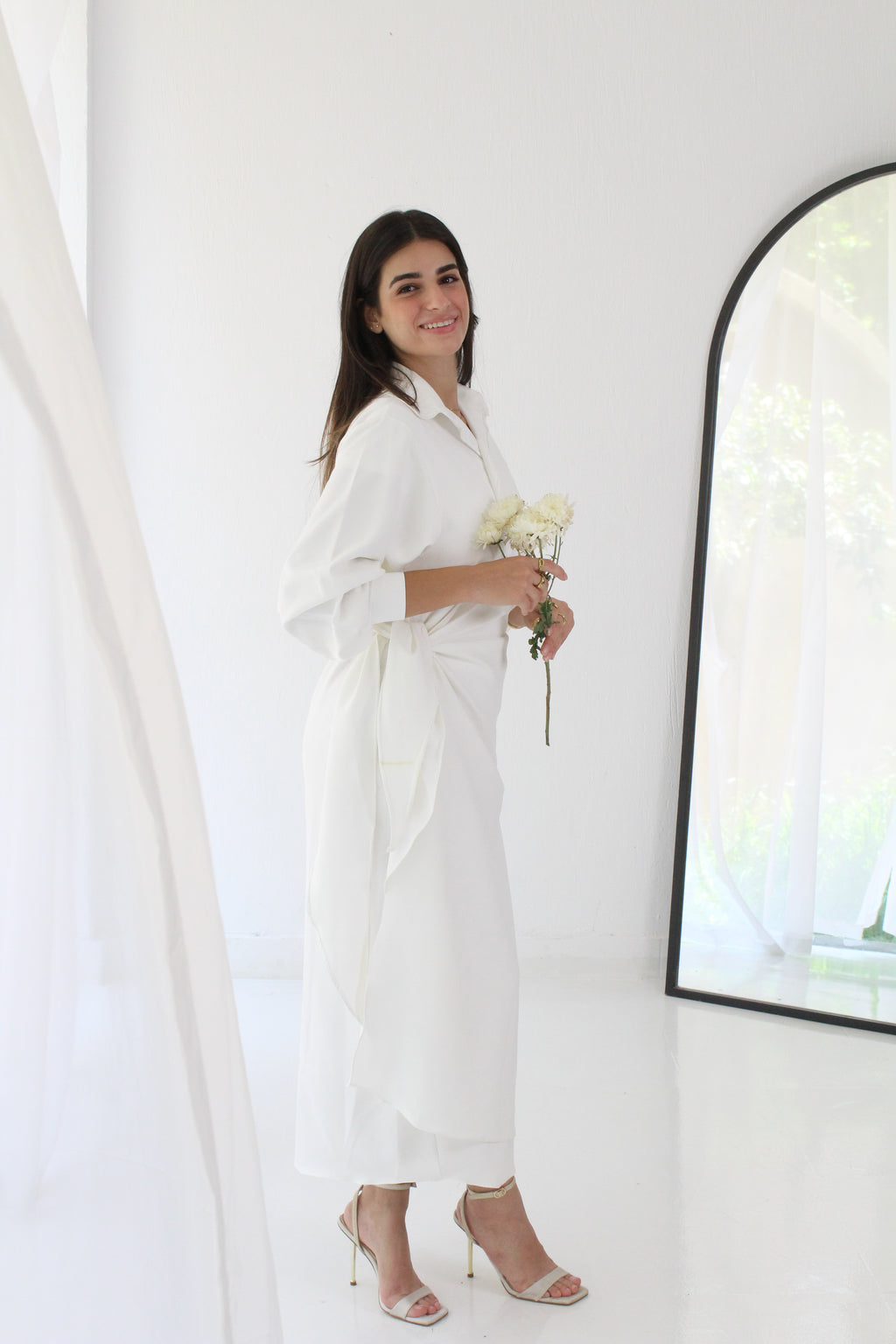 Velora Classic Wrapped Dress - White